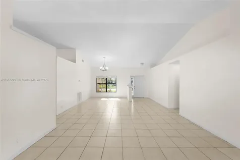 9601 Dunhill Drive Miramar FL 33025