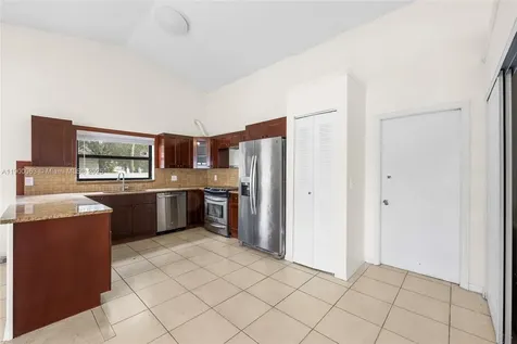 9601 Dunhill Drive Miramar FL 33025