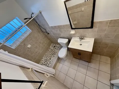 8000 Tatum Waterway Drive Miami Beach FL 33141
