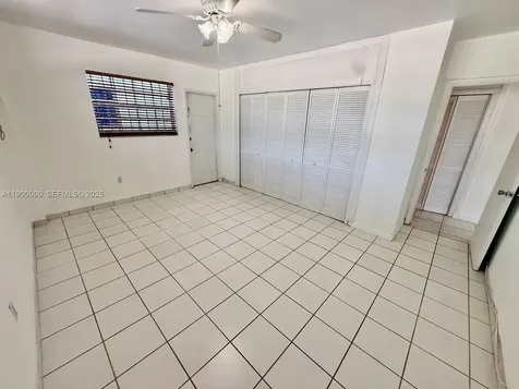 8000 Tatum Waterway Drive Miami Beach FL 33141