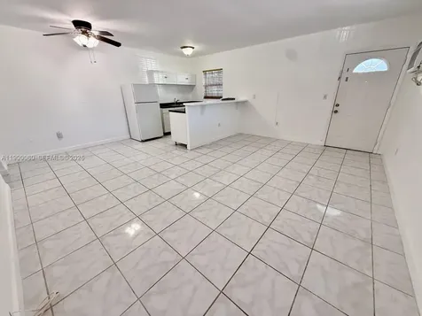 8000 Tatum Waterway Drive Miami Beach FL 33141