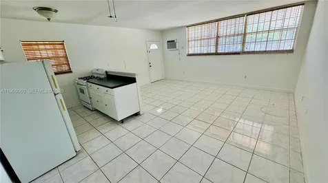 8000 Tatum Waterway Drive Miami Beach FL 33141