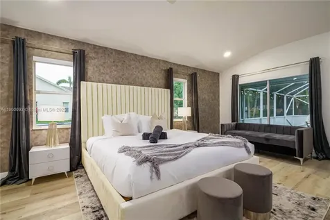 11066 N 46th Place N West Palm Beach FL 33411