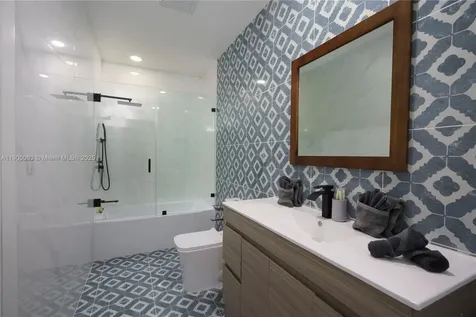 11066 N 46th Place N West Palm Beach FL 33411