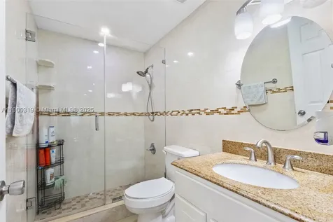 5665 W 20th Avenue Hialeah FL 33012