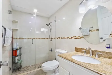 5665 W 20th Avenue Hialeah FL 33012