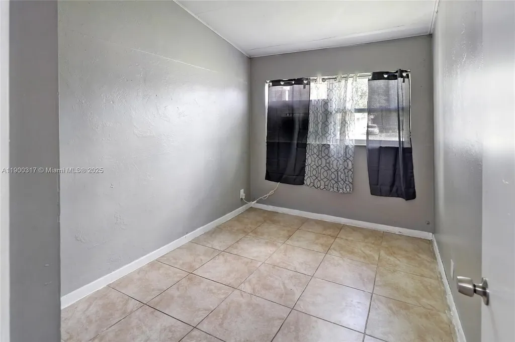 1807 NW 15th Avenue Fort Lauderdale FL 33311