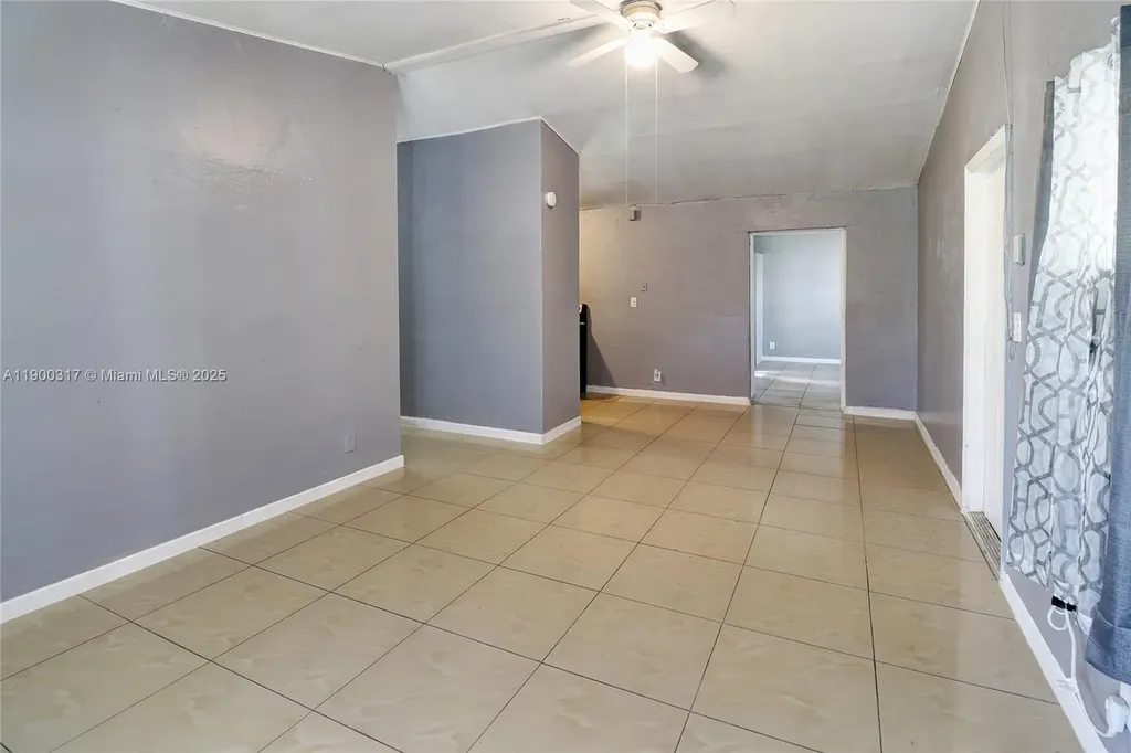 1807 NW 15th Avenue Fort Lauderdale FL 33311