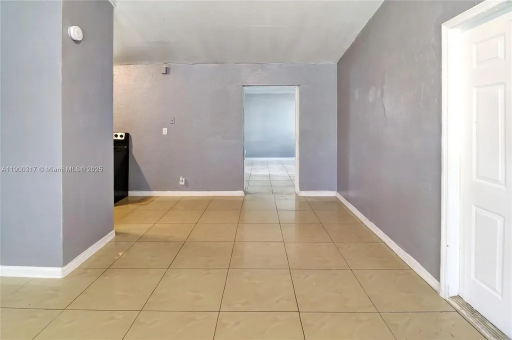 1807 NW 15th Avenue Fort Lauderdale FL 33311