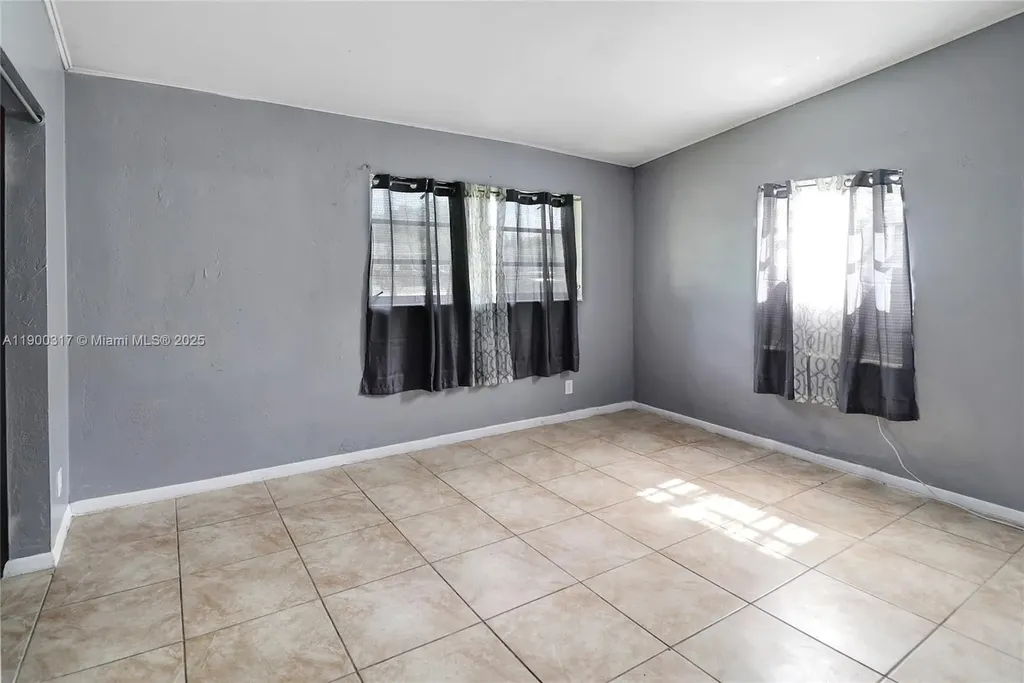 1807 NW 15th Avenue Fort Lauderdale FL 33311