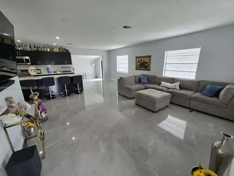 12530 SW 185th Street Miami FL 33177