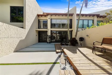 10642 SW 79th Terrace Miami FL 33173