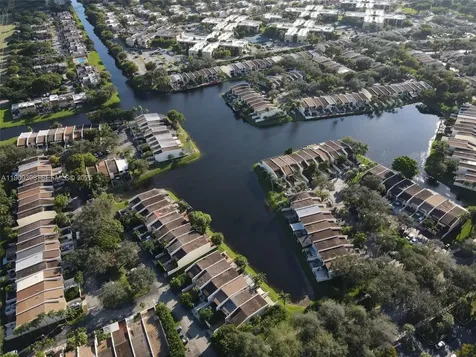 10642 SW 79th Terrace Miami FL 33173