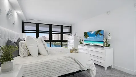 2017 S Ocean Drive Hallandale Beach FL 33009