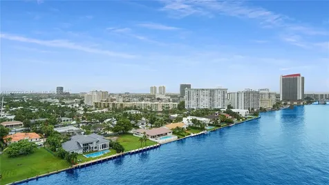 2017 S Ocean Drive Hallandale Beach FL 33009