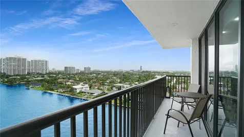 2017 S Ocean Drive Hallandale Beach FL 33009