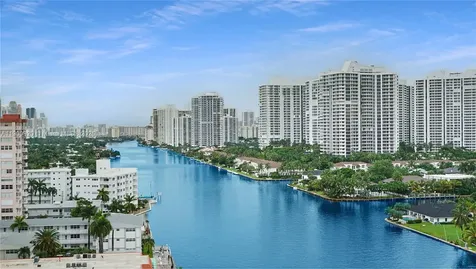 2017 S Ocean Drive Hallandale Beach FL 33009