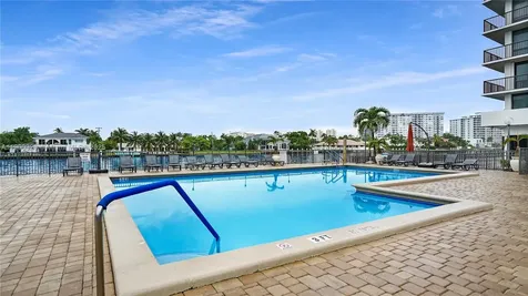 2017 S Ocean Drive Hallandale Beach FL 33009