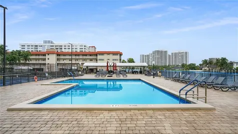 2017 S Ocean Drive Hallandale Beach FL 33009