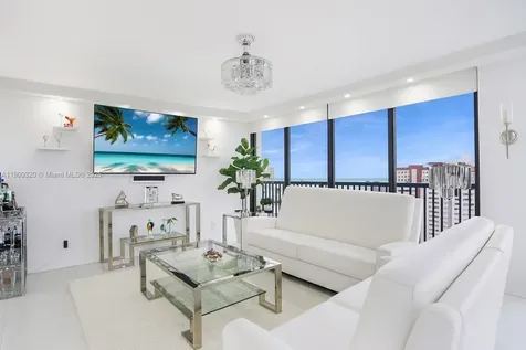 2017 S Ocean Drive Hallandale Beach FL 33009