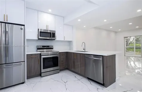 16697 Hemingway Drive Weston FL 33326