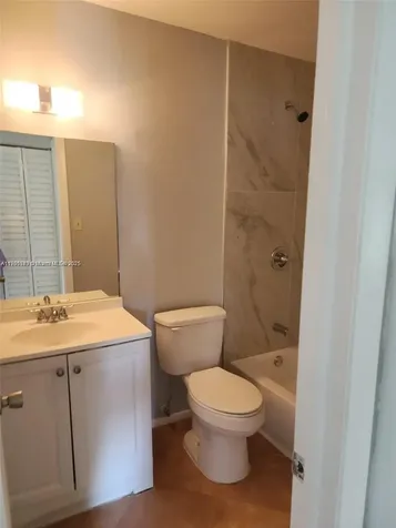 6061 Shakerwood Circle Tamarac FL 33319