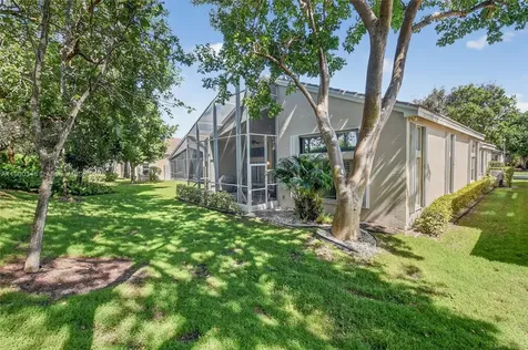 7915 Sundial Harbor Point Lake Worth FL 33467