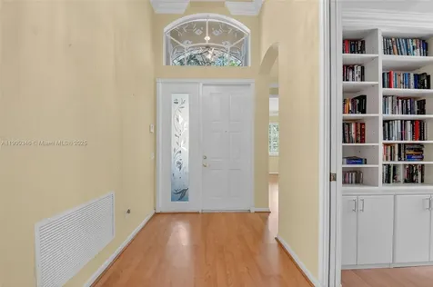 7915 Sundial Harbor Point Lake Worth FL 33467