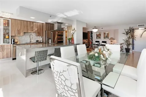 1201 S Ocean Drive Hollywood FL 33019