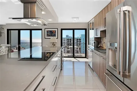 1201 S Ocean Drive Hollywood FL 33019