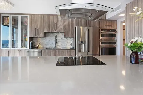 1201 S Ocean Drive Hollywood FL 33019