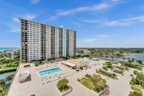 1201 S Ocean Drive Hollywood FL 33019