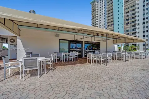 1201 S Ocean Drive Hollywood FL 33019