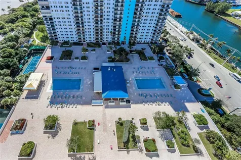 1201 S Ocean Drive Hollywood FL 33019