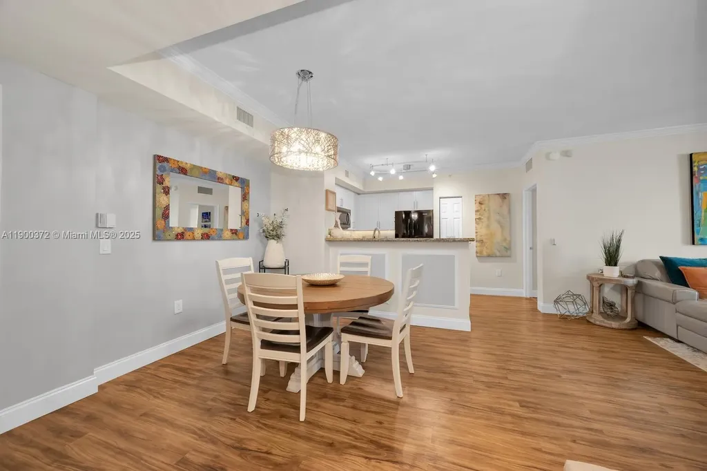 2421 NE 65th Street Fort Lauderdale FL 33308