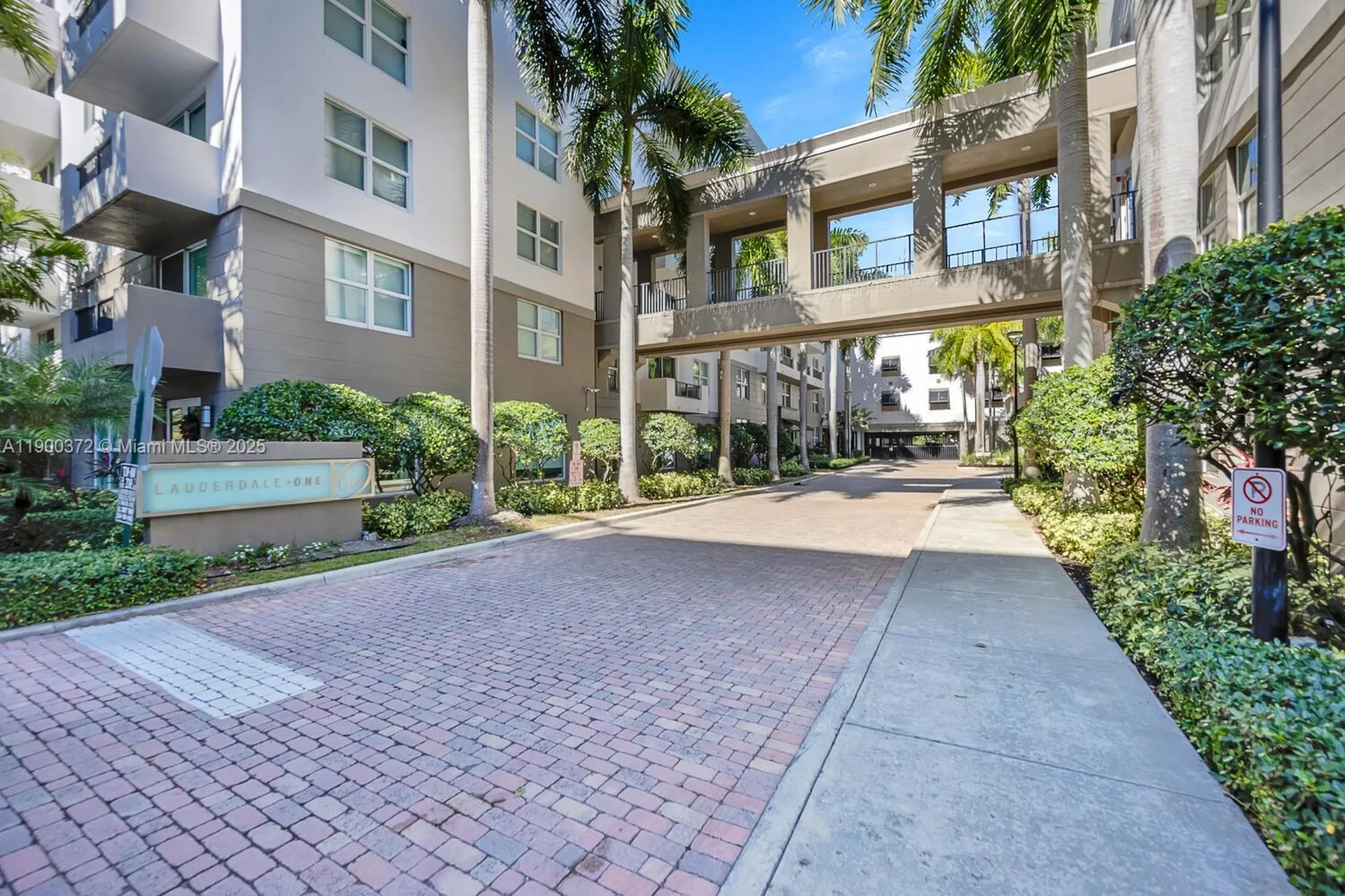 2421 NE 65th Street Fort Lauderdale FL 33308