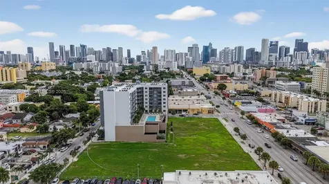 1110 NW 1 Street Miami FL 33128