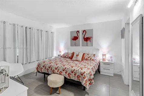 455 Paradise Isle Boulevard Hallandale Beach FL 33009