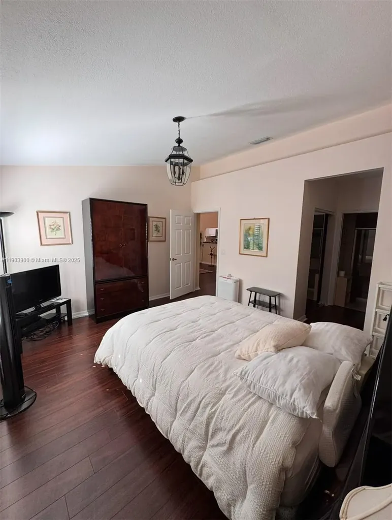 6050 Heliconia Road Delray Beach FL 33484