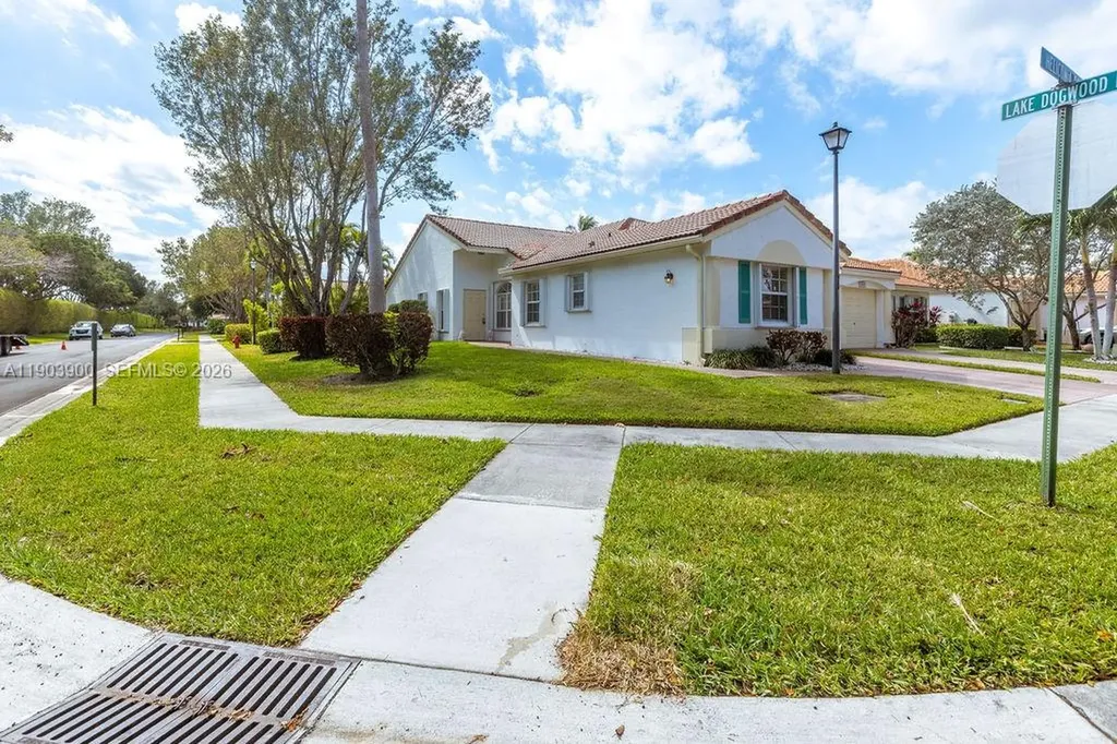 6050 Heliconia Road Delray Beach FL 33484