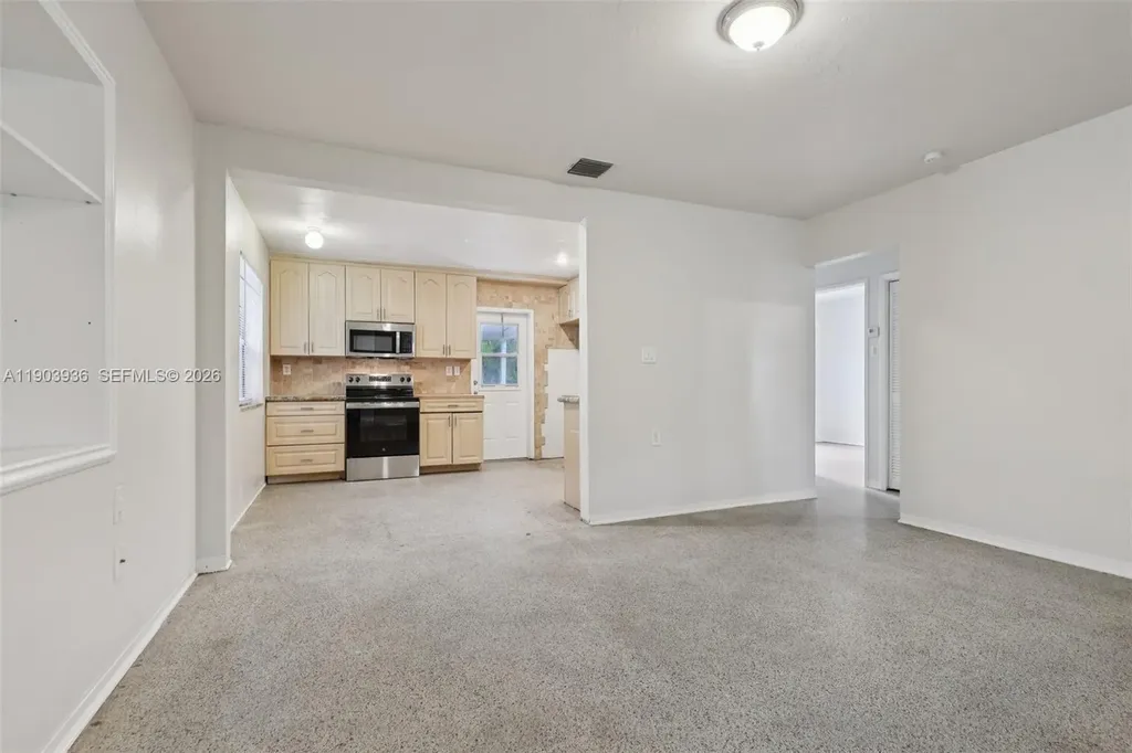 1213 NE 13th Street Fort Lauderdale FL 33304