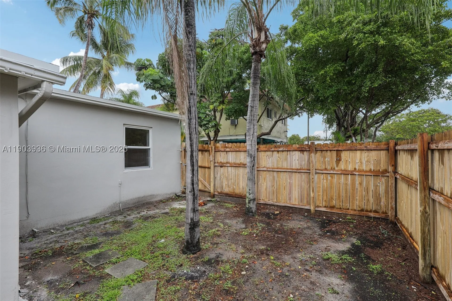 1213 NE 13th Street Fort Lauderdale FL 33304