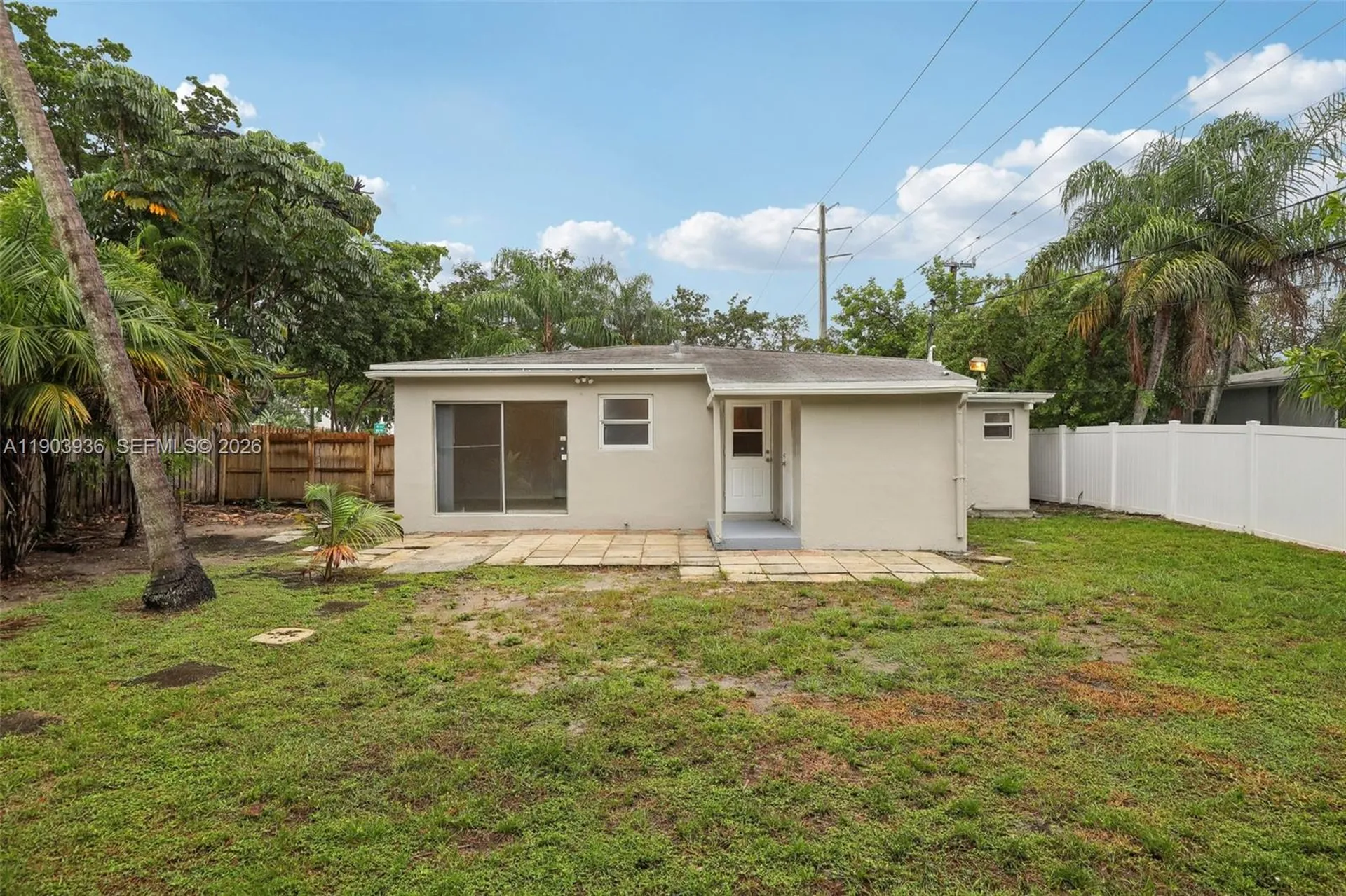 1213 NE 13th Street Fort Lauderdale FL 33304