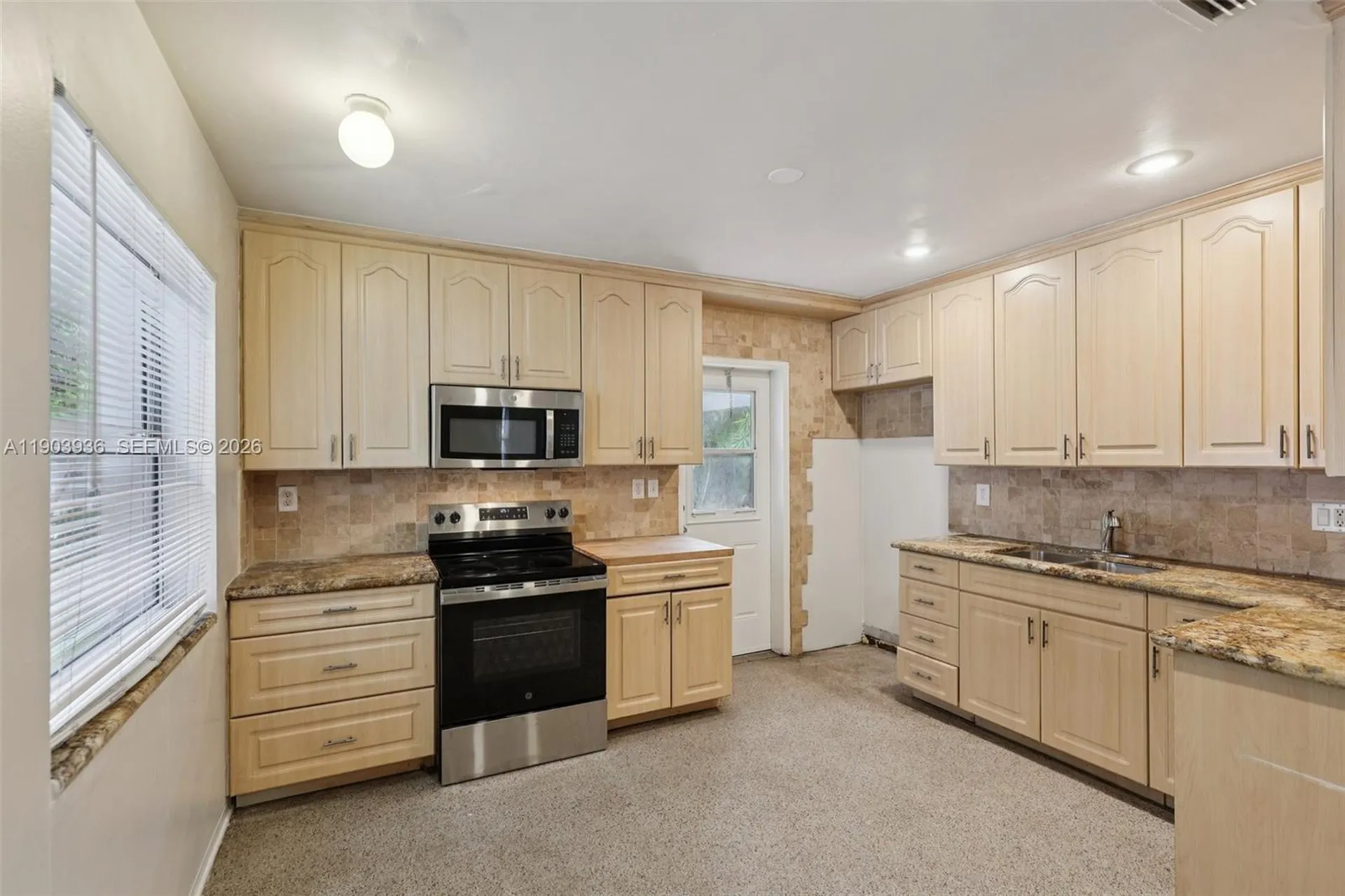 1213 NE 13th Street Fort Lauderdale FL 33304