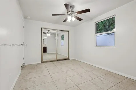 1213 NE 13th Street Fort Lauderdale FL 33304