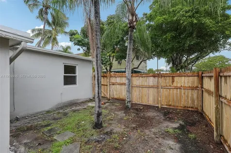 1213 NE 13th Street Fort Lauderdale FL 33304