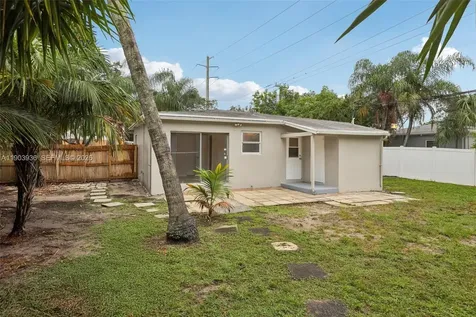 1213 NE 13th Street Fort Lauderdale FL 33304