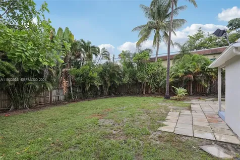 1213 NE 13th Street Fort Lauderdale FL 33304