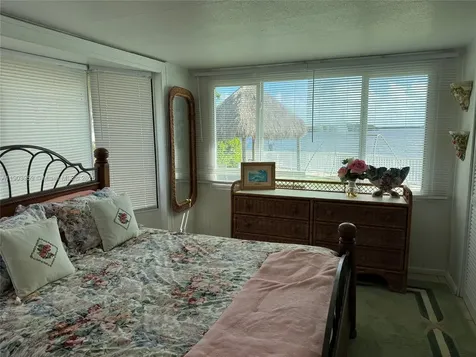 900 Morris Avenue Key Largo FL 33037