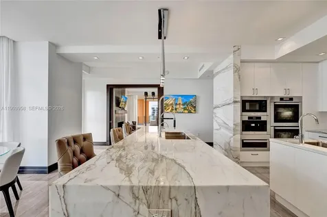 17749 Collins Sunny Isles Beach FL 33160